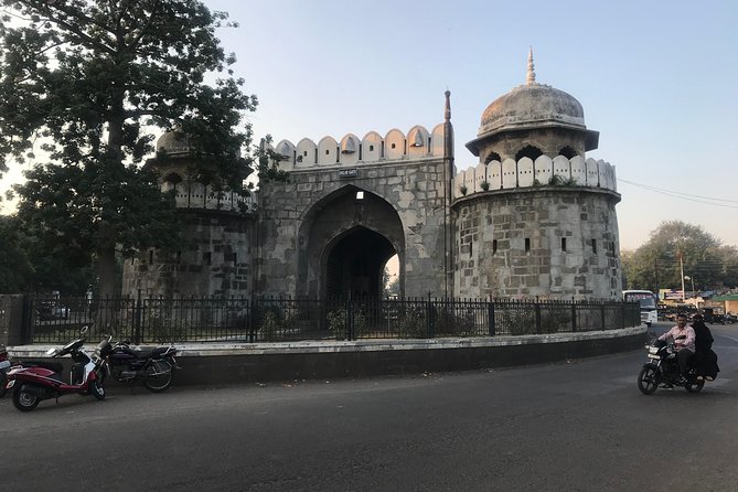Walking Tour in the Ancient Imperial Garden of Aurangabad - Good To Know
