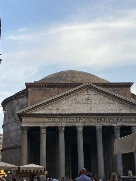 Walking Tour in the Center of Rome With an Architect - What to Bring
