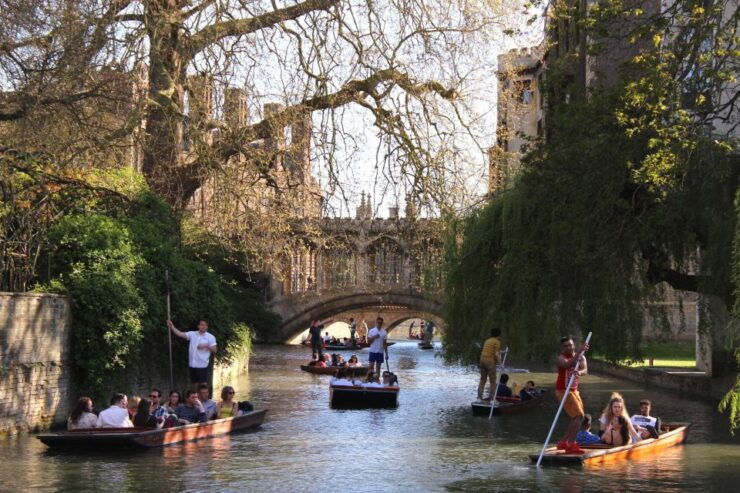 Walking Tour of Cambridge, With Local Guide - Activity Details