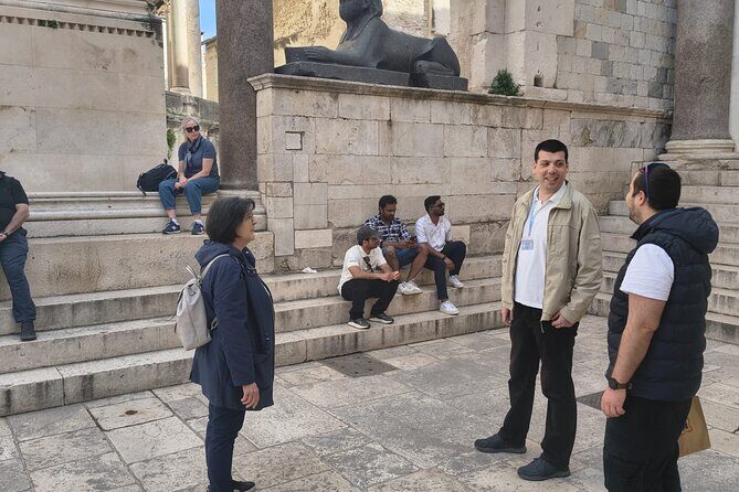 Walking Tour of Diocletian's Palace and Old town-small group - Good To Know