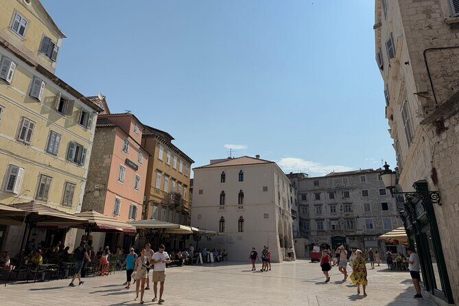 Walking Tour of Diocletian's Palace and Old town-small group - FAQ