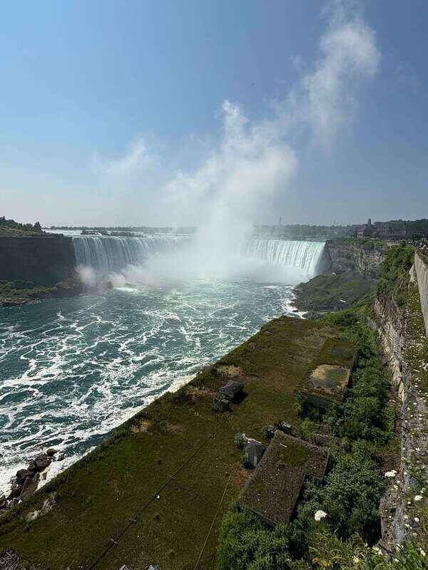 Walking Tour of Niagara Falls Canada and Hornblower Boat - Good To Know