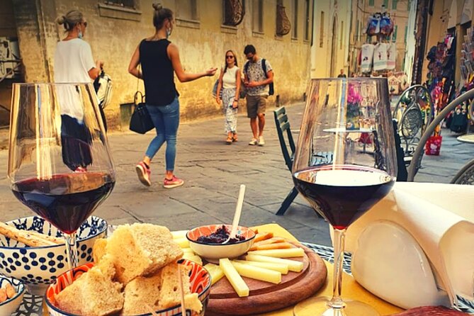 Walking Tour of Siena With Food & Chianti Wine - Positive Reviews and Feedback