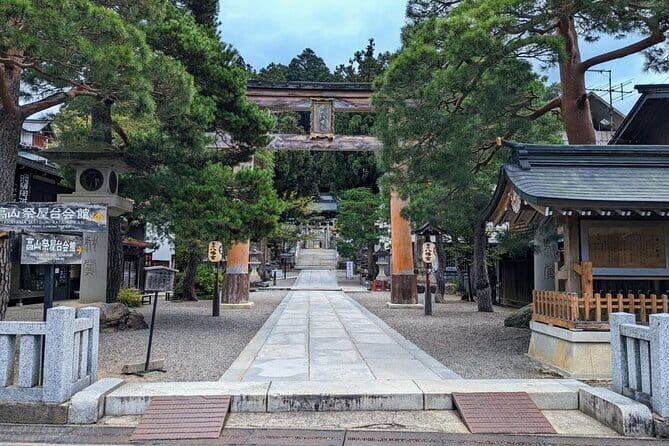 Walking Tour of Takayama Festival Floats and Historic Street - Good To Know