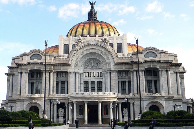 Walking Tour of the Historic Center in Mexico City - Tour Customization and Group Size