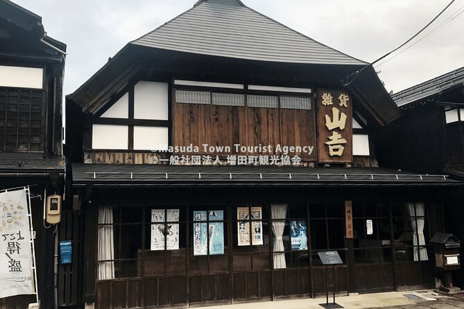 Walking Tour of Wealthy Merchants Storehouses in Akita - Directions