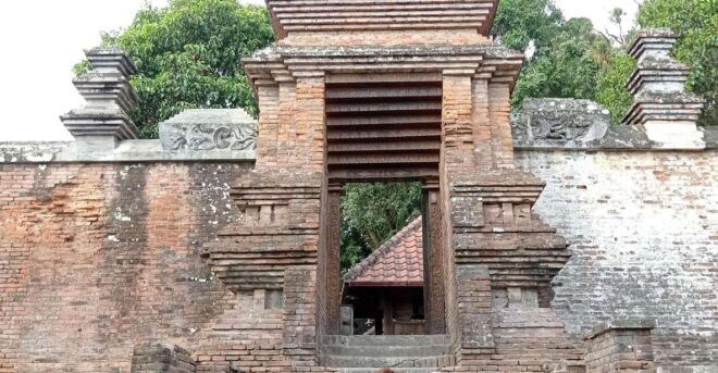 Walking Tour of Yogyakarta's Oldest Neighbourhood - Inclusions