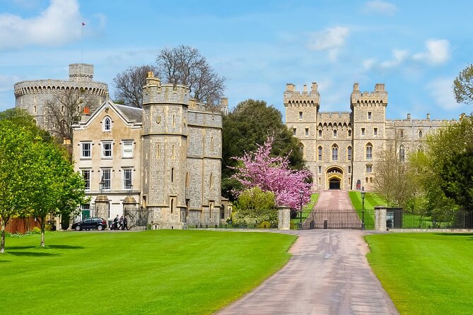 Walking Tour : Panorama of Westminster (with Changing of the Guard) + Windsor - Frequently Asked Questions