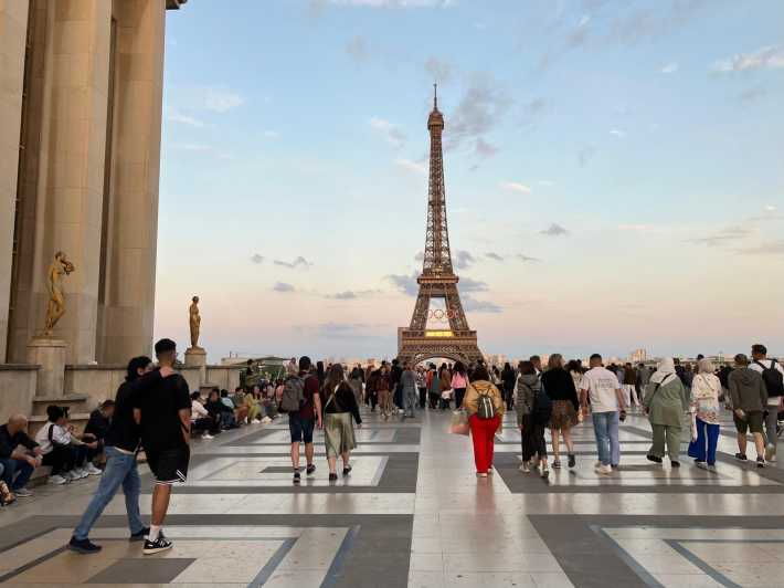 Walking Tour Paris With Your Own Ai-Guide on Your Mobile - Features of the AI Guide