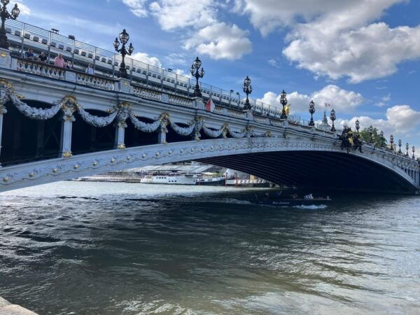 Walking Tour Paris With Your Own Ai-Guide on Your Mobile - Questions You May Have