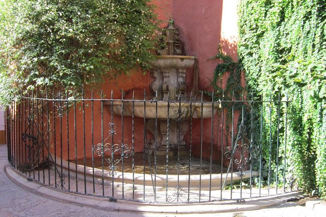 Walking Tour Through the Old Jewish Quarter of Santa Cruz. - Local Cuisine and Delicacies