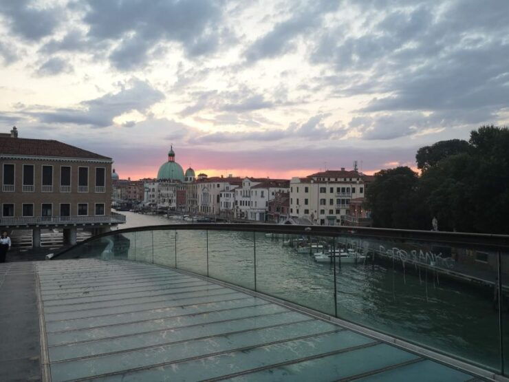 Walking Tour to Discover the Hidden Corners of Venice - Tour Details