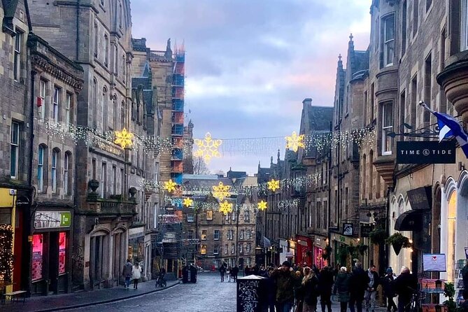 Walking Tour to Edinburgh Castle and Holyood Palace - Additional Information and Recommendations