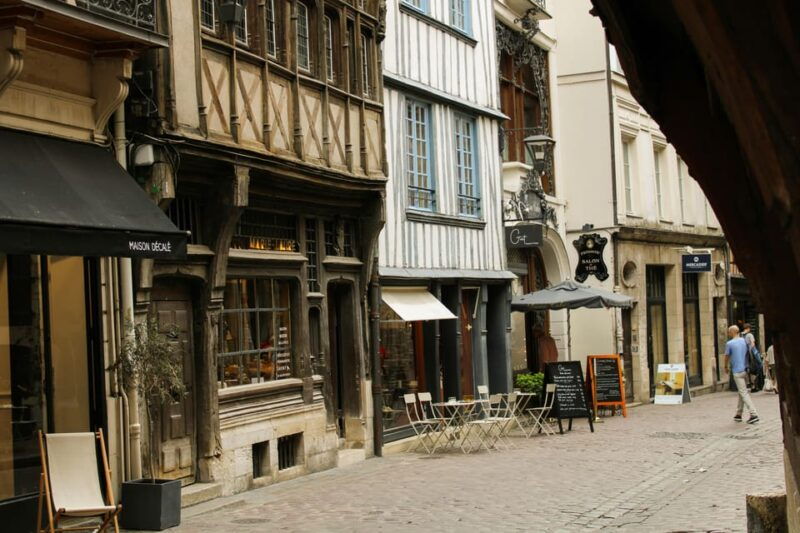 Walking Tour With an Actor-Guide: Rouen With Joan of Arc - Good To Know