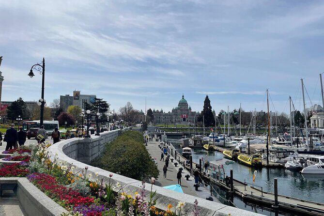 Walking Tours in Victoria Canada, food, drink, and history - An In-Depth Look at the Tour Experience