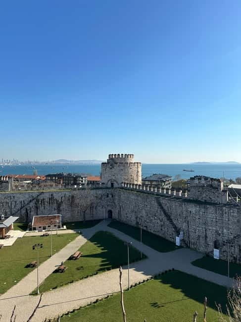 Walls of Contantinople and Byzantine Palace Tour - The Guide and Experience Quality