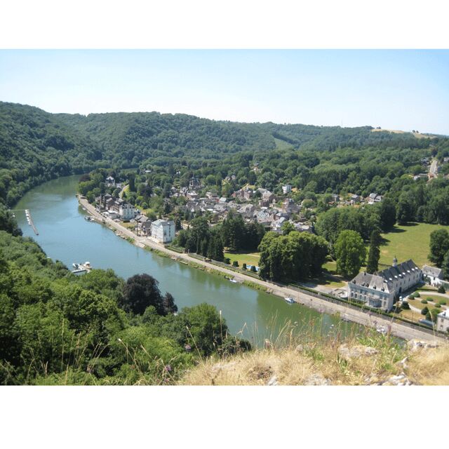 Walter the butler tells you about Waulsort - Discovering Waulsort: More Than Just a Charming Village