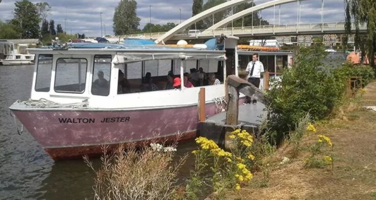 Walton on Thames: Shepperton River Cruise on the Thames - Activity and Booking Details