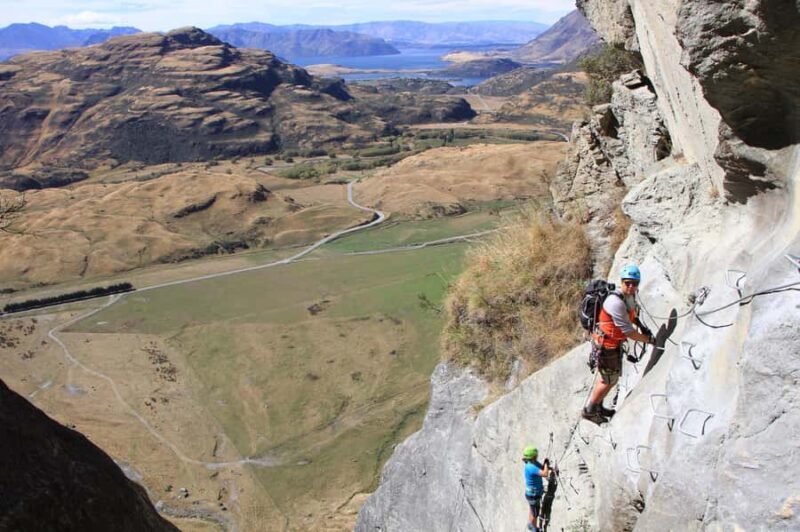 Wanaka: 6-hour Advanced Waterfall Cable Climb - An Introduction to the Climb