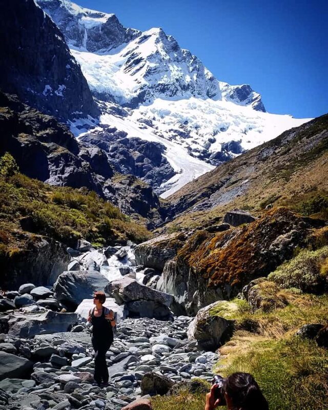 Wanaka: Rob Roy Glacier Guided Hike with Lunch - An In-Depth Look at the Rob Roy Glacier Guided Hike