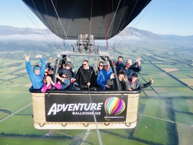 Wanaka: Scenic Hot Air Balloon Flight - Selecting Participants and Date