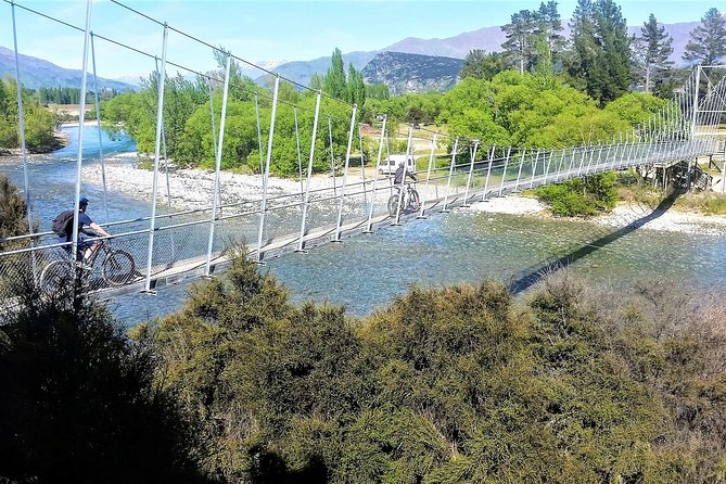 Wanaka Small Group Guided 2.5hour Scenic Bike Tour - Easy Grade