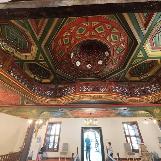 "Wander Berat: The City of a Thousand Windows" - by 1001 AA - An In-Depth Look at the Berat Walking Tour