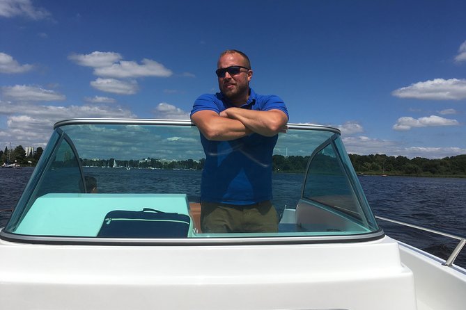 Wannsee Lake Private Boat Tour With Hotel Pick-Up From Berlin - Wannsee Lake Overview