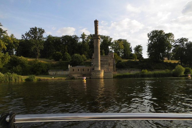 Wannsee Lake Private Boat Tour With Hotel Pick-Up From Berlin - Private Boat Tour Details