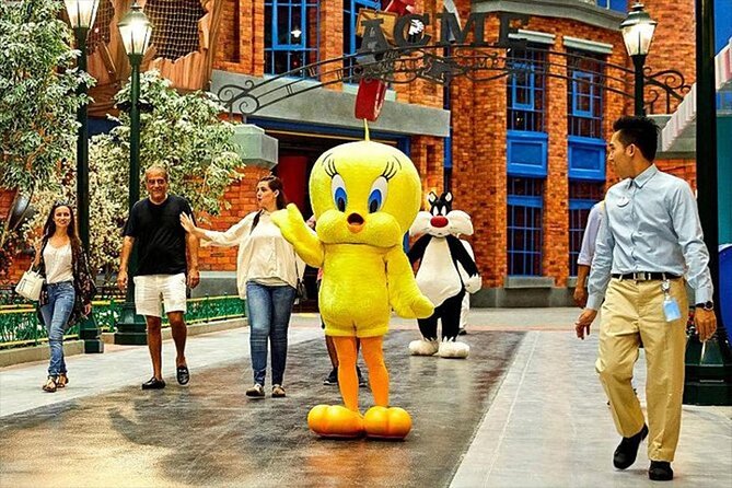 Warner Bros World Abu Dhabi Admission Ticket - Dining Options