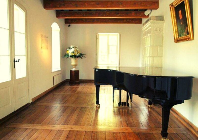 Warsaw and Zelazowa Wola: Frédéric Chopin Private Tour - FAQ