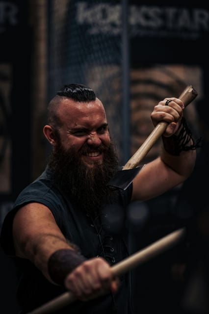 Warsaw: Axe Throwing Experience - What to Expect During Your Axe Throwing Experience