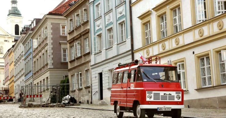 Warsaw: Classic Highlights Private Tour by Vintage Car - Tour Information