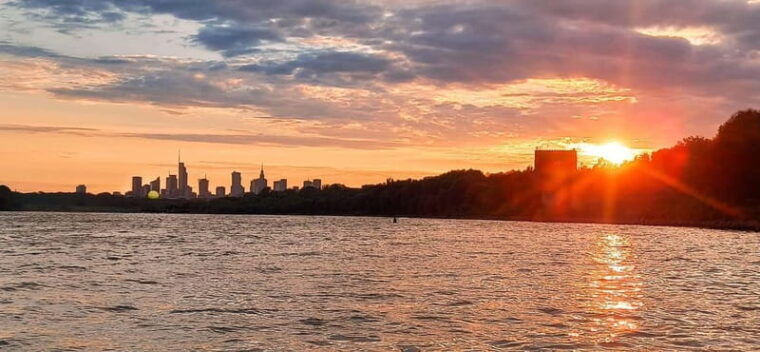Warsaw: cruise on the Vistula - What Makes the Experience Special