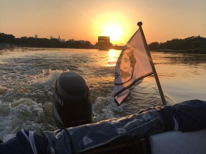 Warsaw: Evening Vistula Cruise With Prosecco - Booking Information