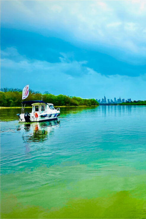 Warsaw: Exciting 90 Min Speedboat Tour on the Wild River - Key Points