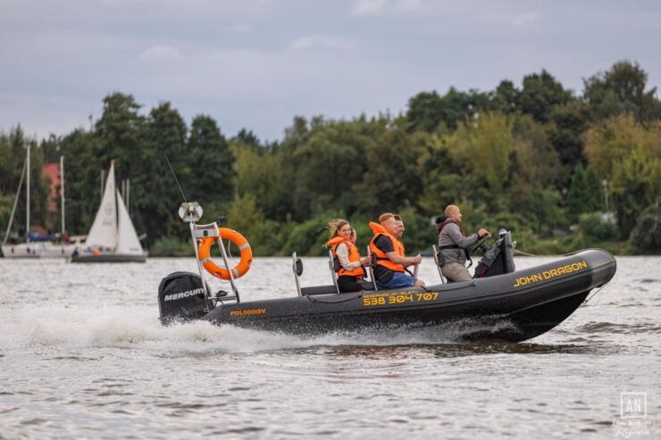 Warsaw: Exciting, Fast Motorboat Cruise on the Vistula River - Good To Know
