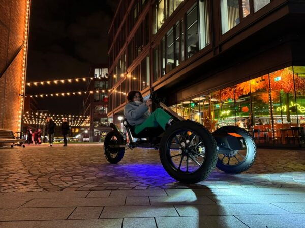 Warsaw: Highlights Tour With Supper in Old Town - Journey Through Illuminated City