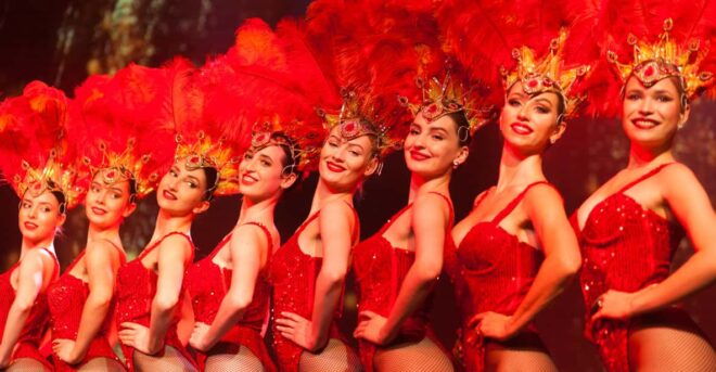 Warsaw: Live Show and Dinner for Two With Champagne - Interactive Entertainment
