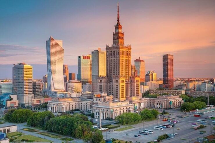 Warsaw : Must-See Walking Tour With A Guide - Itinerary Highlights