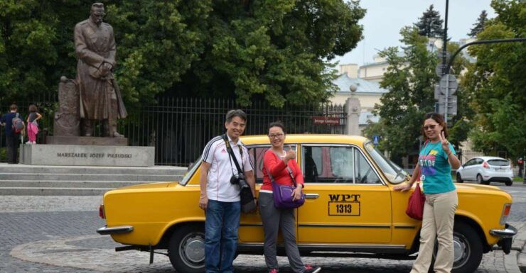 Warsaw Must-Sees: 4-Hour Private Tour by Retro Fiat - Tour Experience