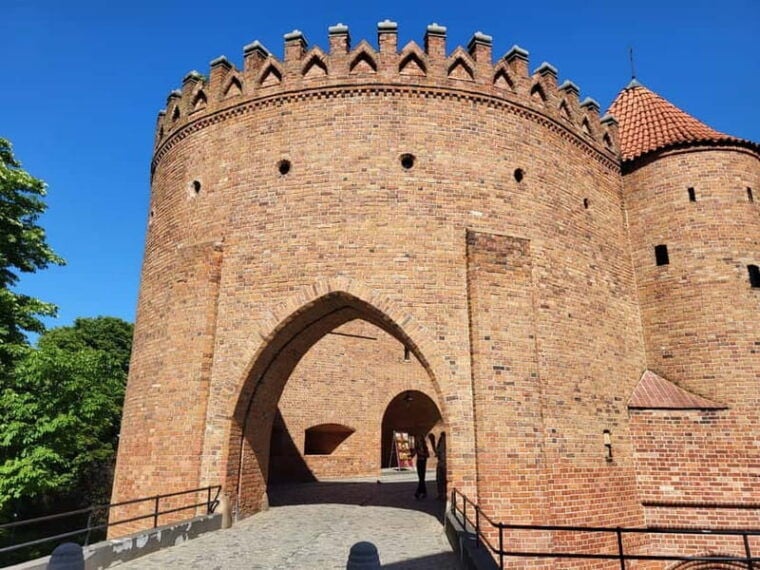 Warsaw Old Town UNESCO HERITAGE walking tour in English - Frequently Asked Questions
