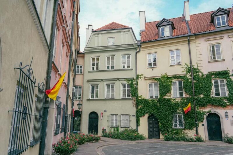 Warsaw: Old Town Walking Tour with Vistula River Cruise - The Vistula River Cruise