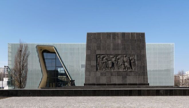 Warsaw: POLIN Museum of the History of Polish Jews Ticket - Meeting Point and Entry