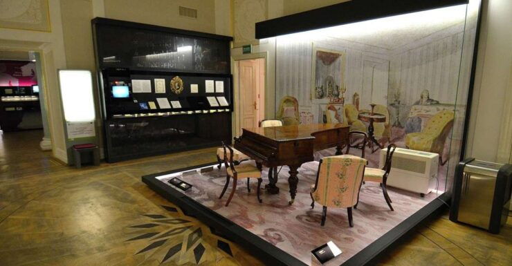Warsaw: Private Chopin Tour With Tickets to Chopin Museum - Experience Highlights