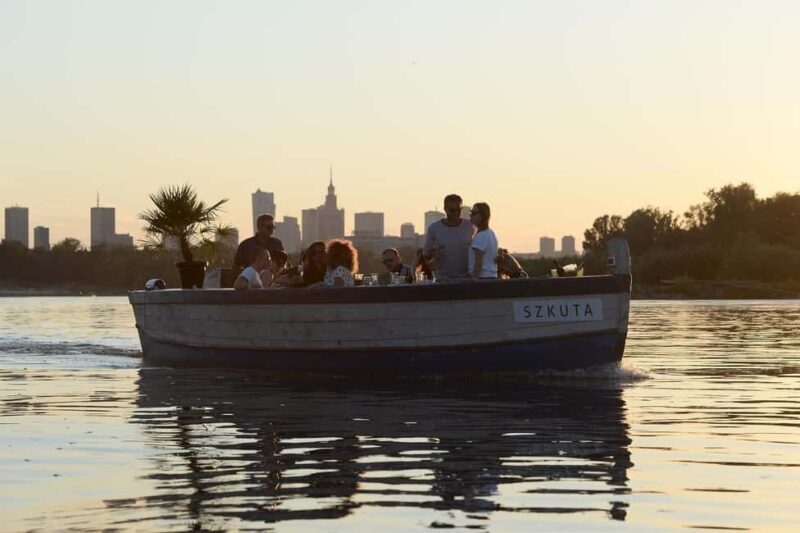 Warsaw: Private Cruise on a wooden boat - max. 12 pax - The Practicalities and Value