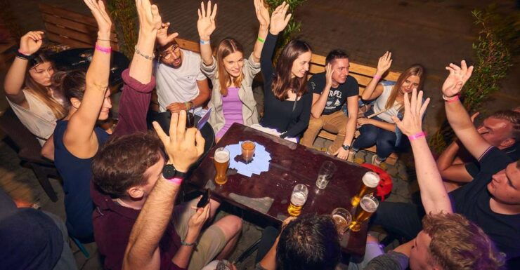 Warsaw: Pub Crawl With 1-Hour Open Bar - Experience Highlights