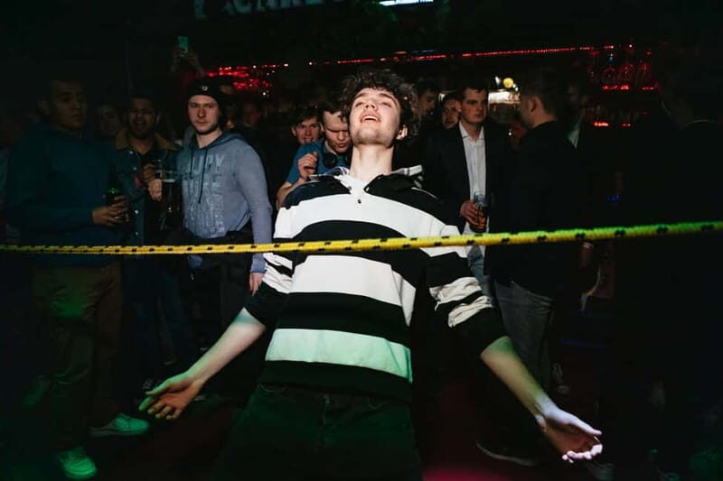 Warsaw: Pub Crawl with Optional 1-Hour Open Bar - Starting Point: Makulatura Club