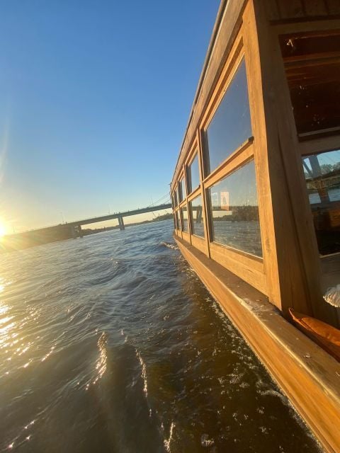 Warsaw: Vistula River Sunset Cruise With Glass of Prosecco - Meeting Point and Access