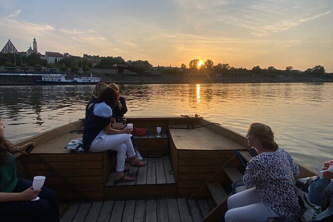 Warsaw Vistula River Sunset Cruise with Welcome Drink - FAQ